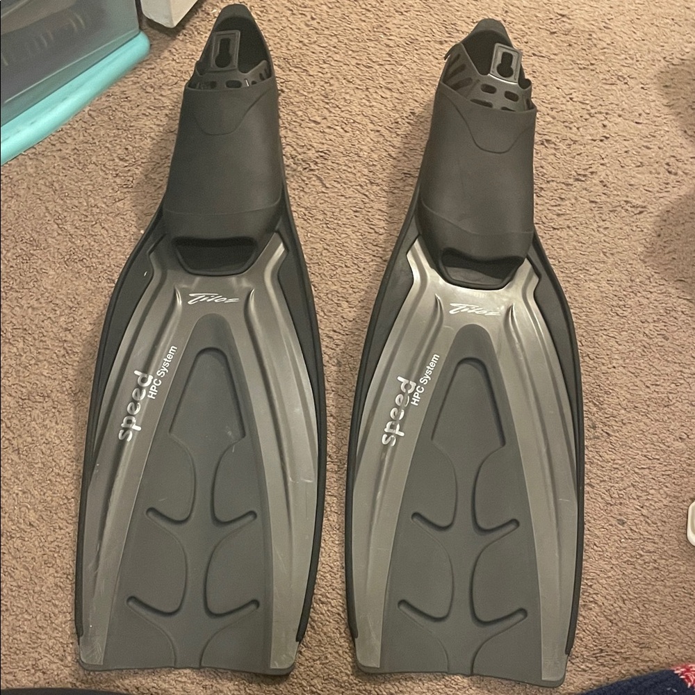 Tilo’s Men's Swim Fins - Black and Gray
